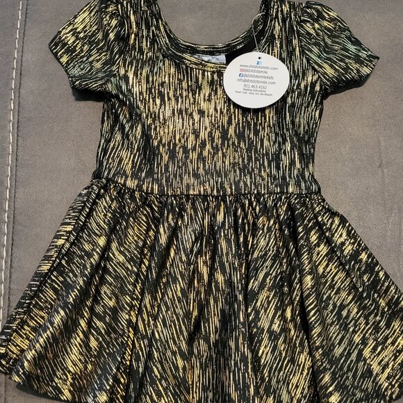 Baby Girl's Nordstrom 8 pc Bundle 6mo-12mo Dresses & Shorts NWT - Picture 6 of 6
